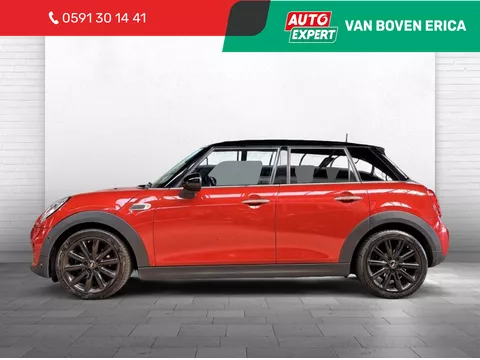 MINI Cooper 1.5 Chili Serious Bns Automaat Trekhaak Cruise Clima Panodak Nav